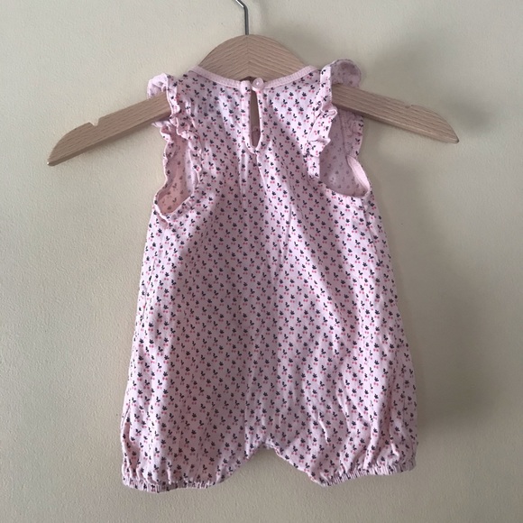 Baby GAP Ruffle Romper - Picture 2 of 2